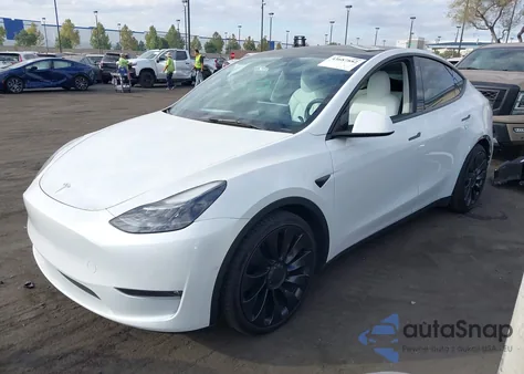 2022 Tesla Model Y Performance Dual Motor All-Wheel Drive from USA, damaged, VIN 7SAYGDEFXNF466744